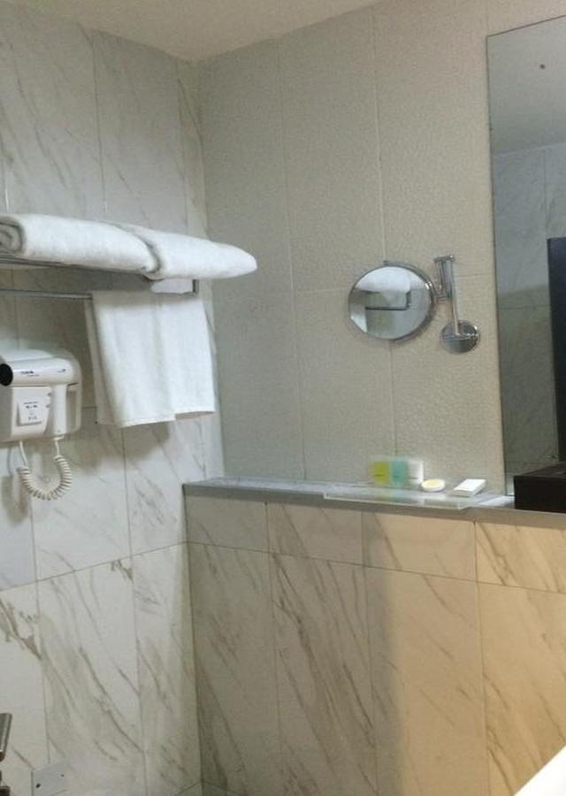 Tivoli Hotel Seafront Ikoyi Aliayabiagba 外观 照片