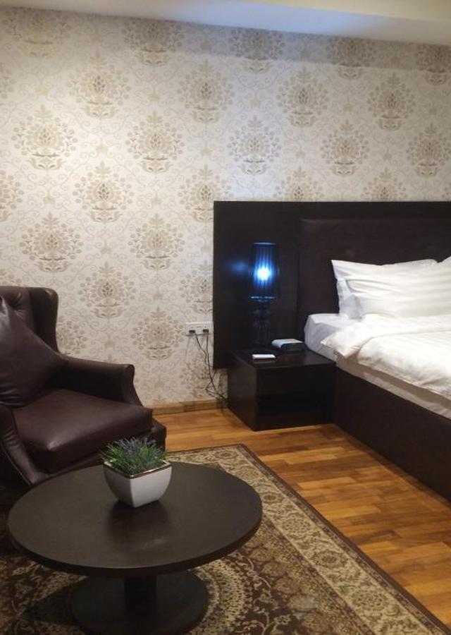Tivoli Hotel Seafront Ikoyi Aliayabiagba 外观 照片