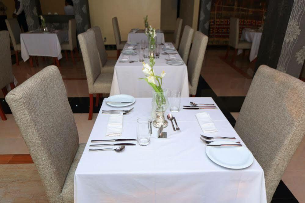 Tivoli Hotel Seafront Ikoyi Aliayabiagba 外观 照片